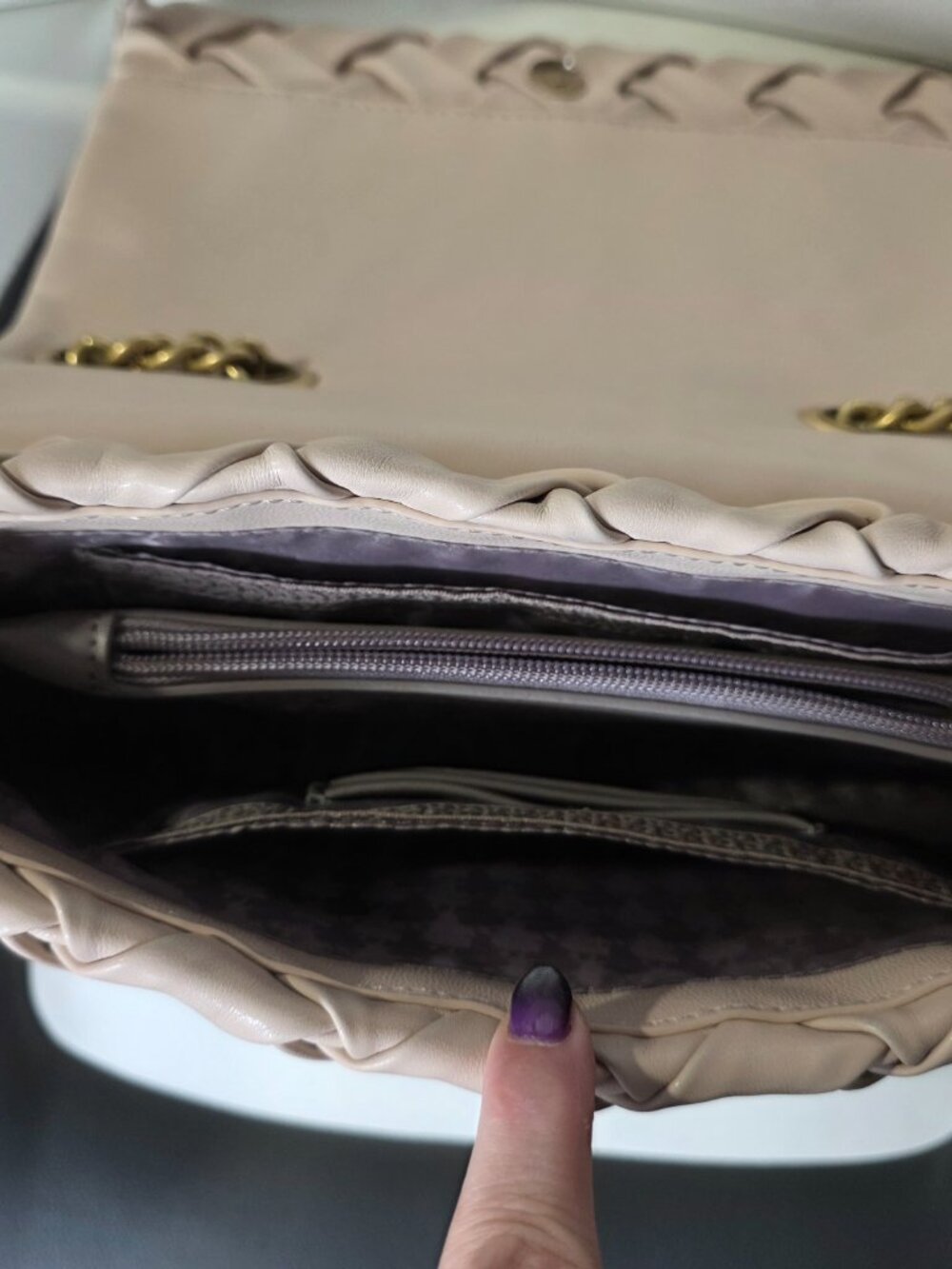 Karl Lagerfeld Handbag - Picture 2 of 4